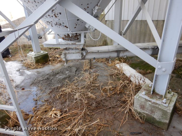 image for item IM9794 Cement powder silo