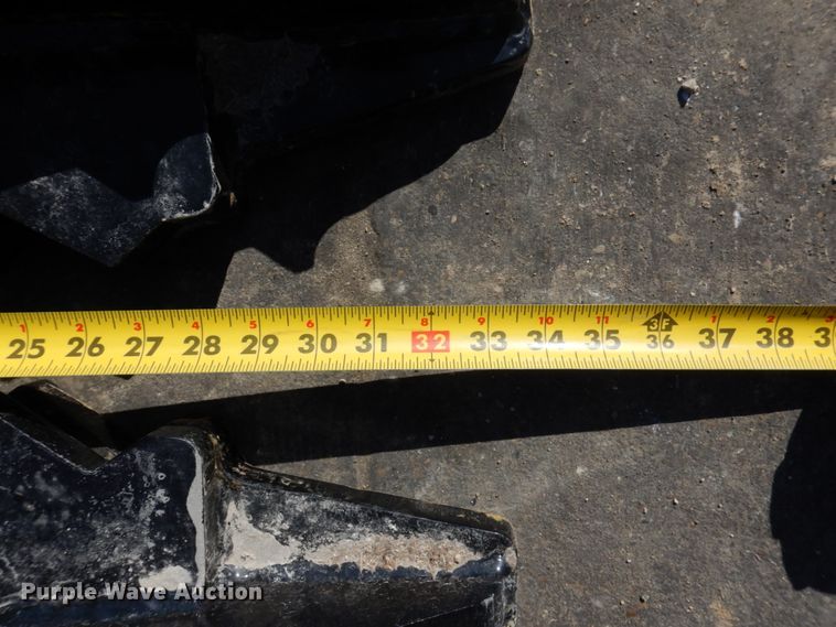 image for item IM9799 Tuff-Ox skid steer tree puller