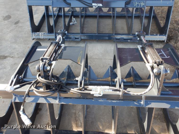 image for item IM9801 Stout 66-9 skid steer grapple bucket