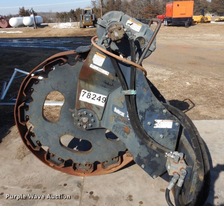 image for item IM9803 Bobcat skid steer trench compactor