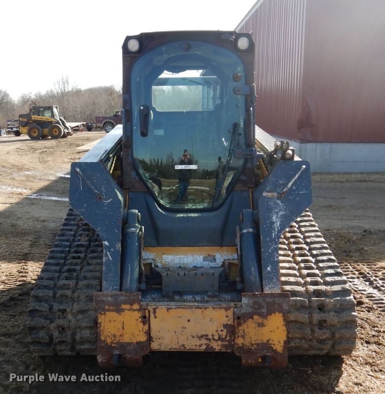 image for item IM9807 2010 John Deere 329DT  tracked skid steer loader