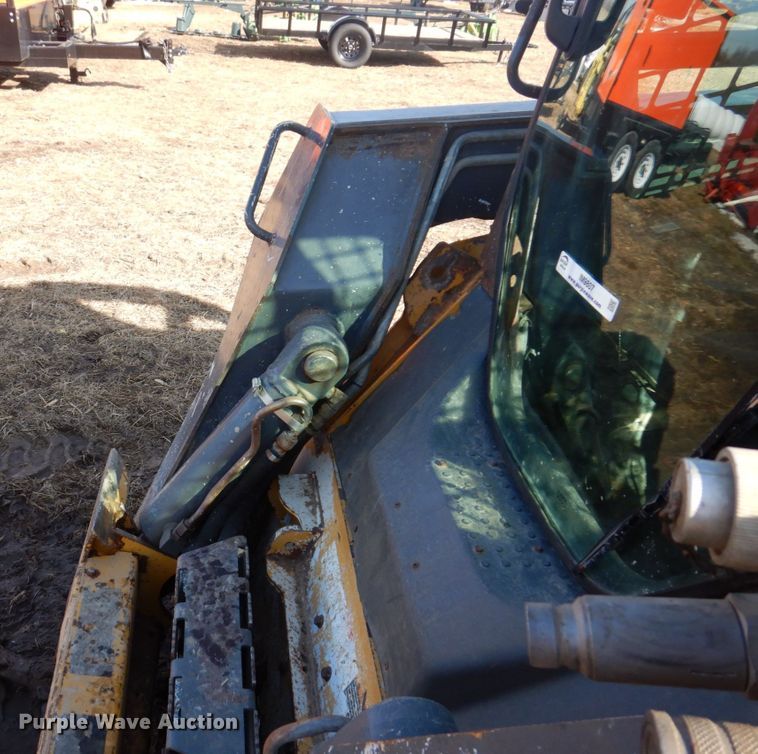 image for item IM9807 2010 John Deere 329DT  tracked skid steer loader