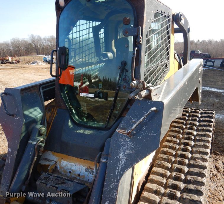 image for item IM9807 2010 John Deere 329DT  tracked skid steer loader