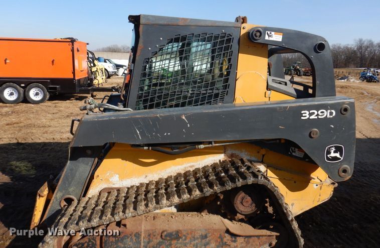 image for item IM9807 2010 John Deere 329DT  tracked skid steer loader