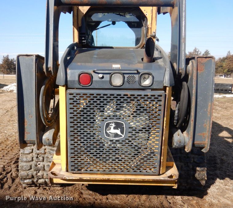 image for item IM9807 2010 John Deere 329DT  tracked skid steer loader