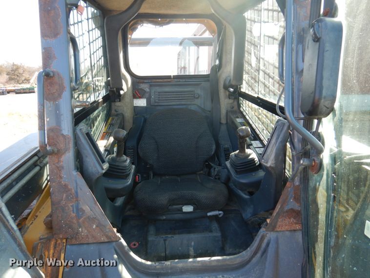 image for item IM9807 2010 John Deere 329DT  tracked skid steer loader