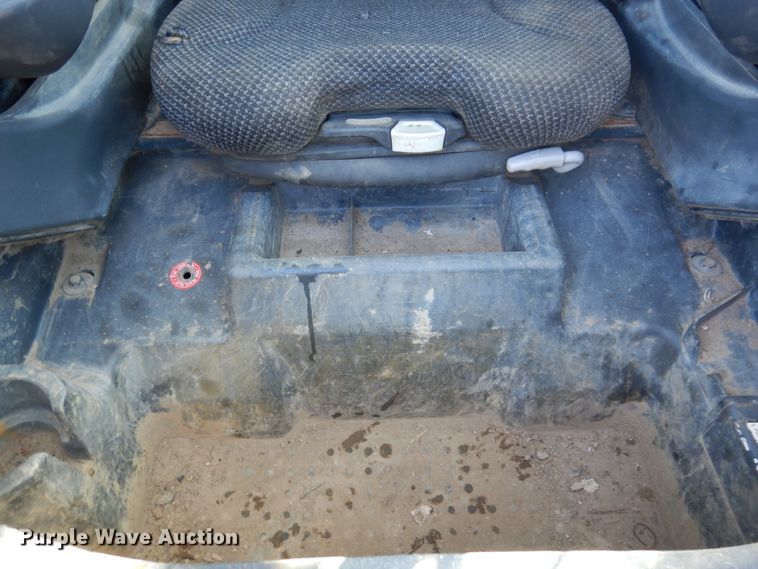 image for item IM9807 2010 John Deere 329DT  tracked skid steer loader