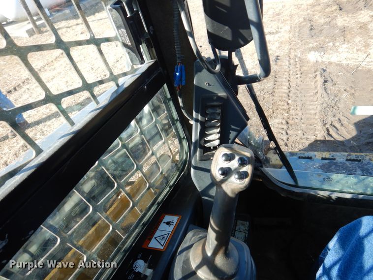 image for item IM9807 2010 John Deere 329DT  tracked skid steer loader