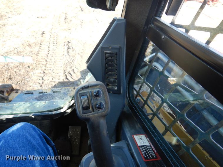 image for item IM9807 2010 John Deere 329DT  tracked skid steer loader