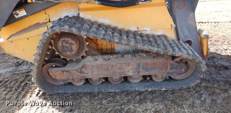 image for item IM9807 2010 John Deere 329DT  tracked skid steer loader