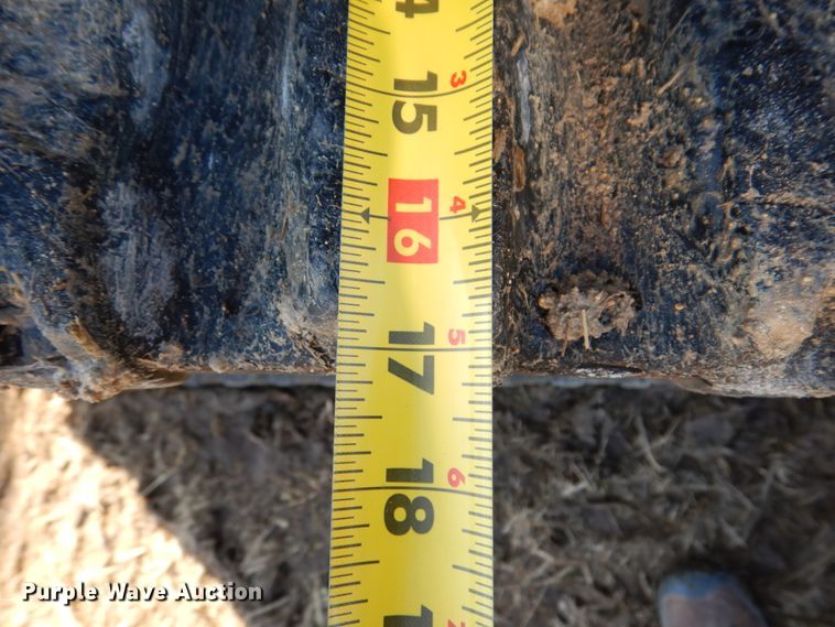 image for item IM9807 2010 John Deere 329DT  tracked skid steer loader