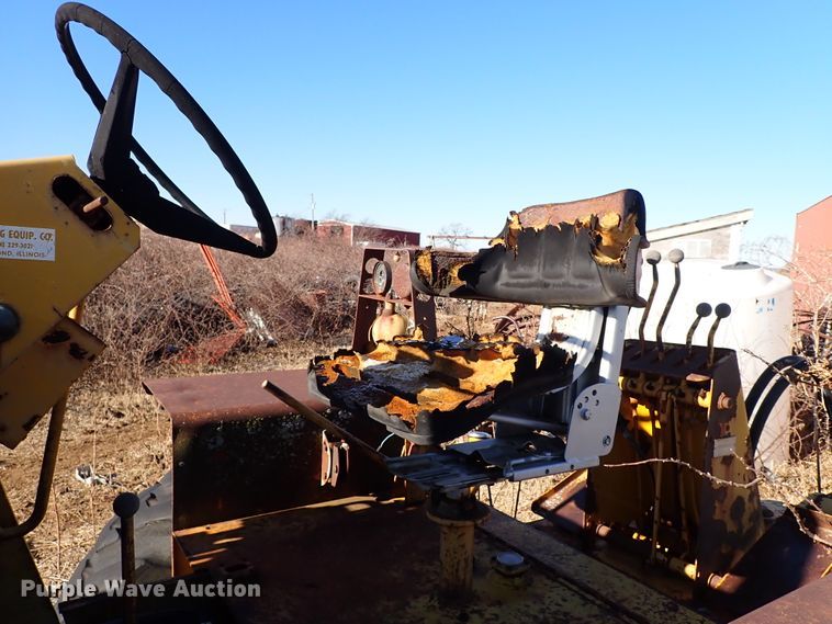 image for item IS9483 Case 680E  backhoe