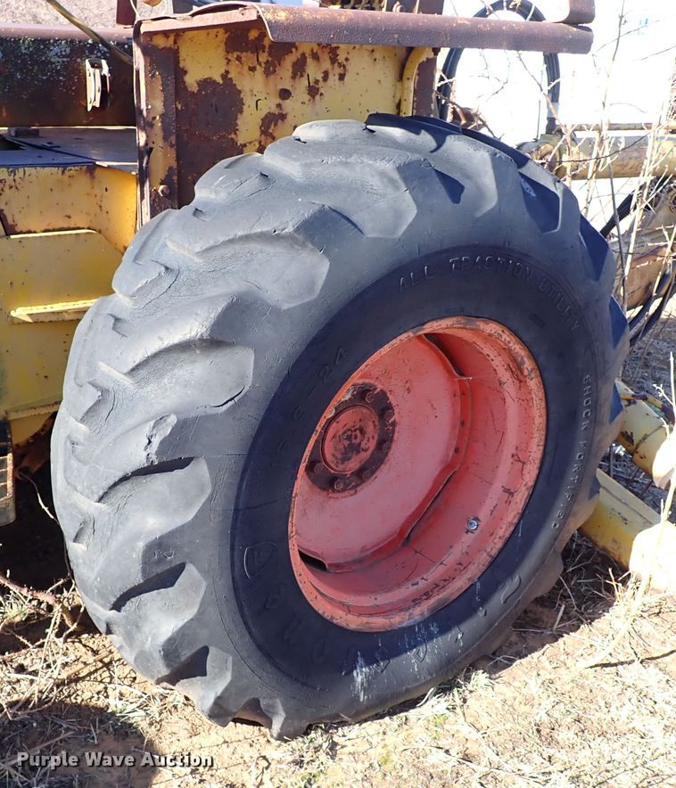 image for item IS9483 Case 680E  backhoe