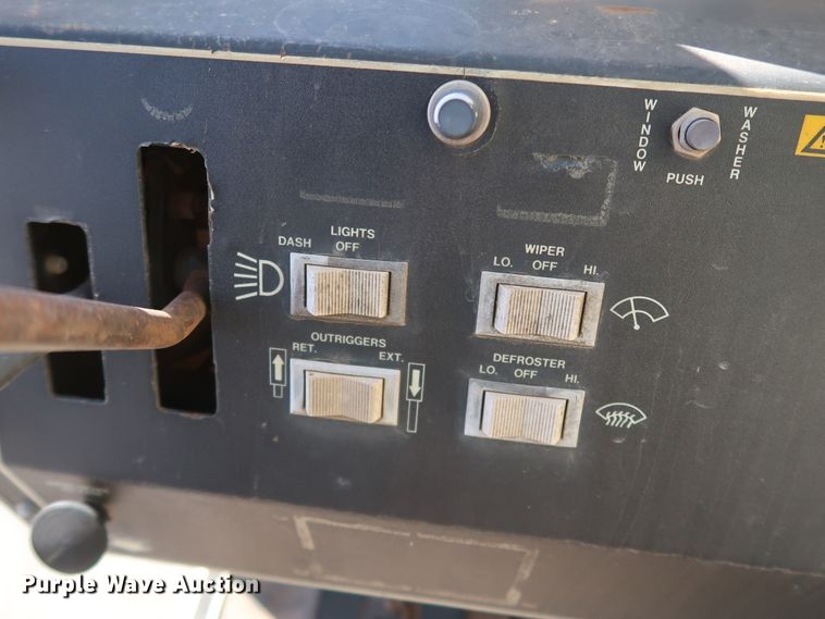 image for item IY9110 Terex 428  crane