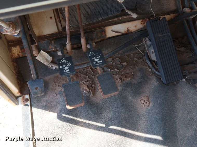 image for item IY9110 Terex 428  crane