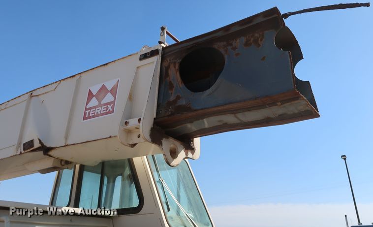 image for item IY9110 Terex 428  crane