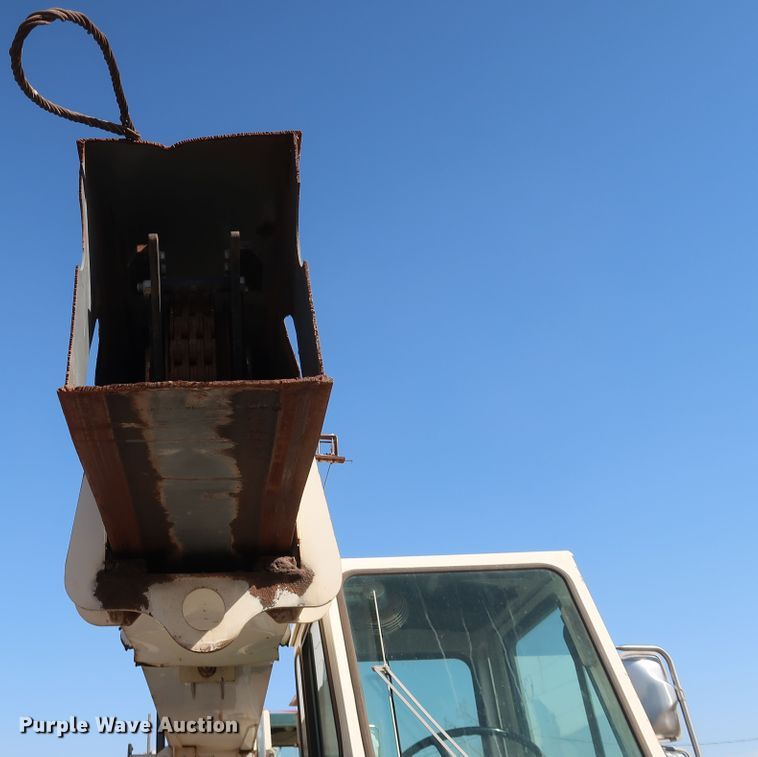 image for item IY9110 Terex 428  crane