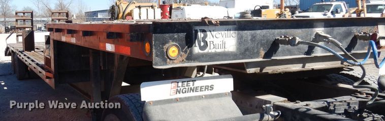 image for item JE9620 2000 Neville  drop deck equipment trailer