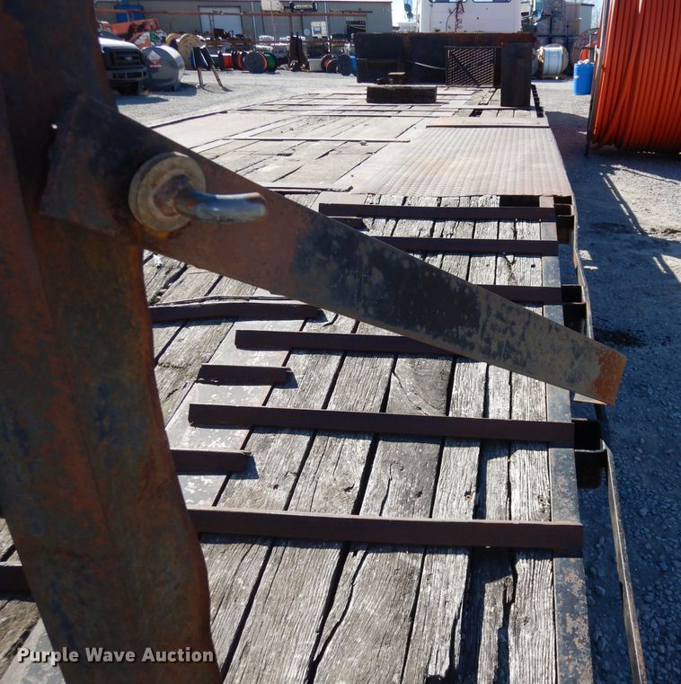 image for item JE9620 2000 Neville  drop deck equipment trailer