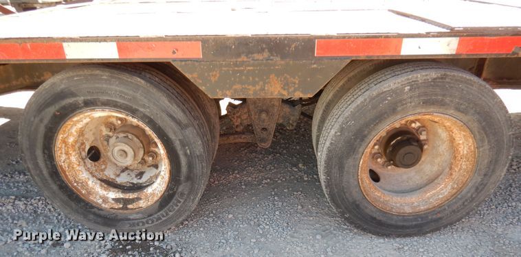 image for item JE9620 2000 Neville  drop deck equipment trailer