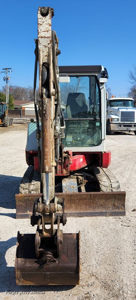 image for item JG9198 2013 Takeuchi TB138FR  mini excavator