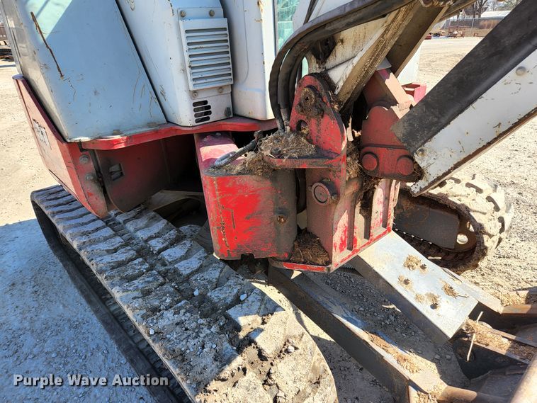 image for item JG9198 2013 Takeuchi TB138FR  mini excavator
