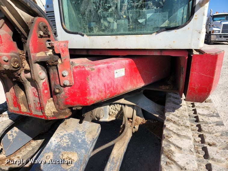 image for item JG9198 2013 Takeuchi TB138FR  mini excavator