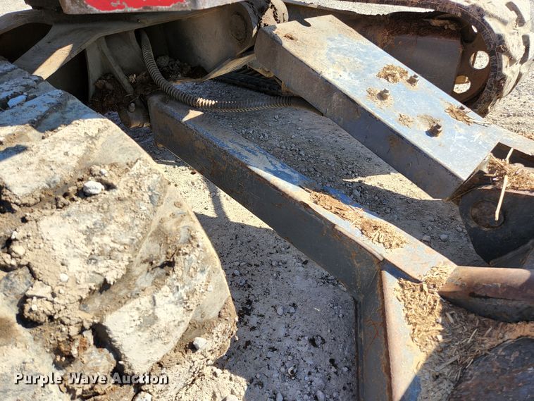 image for item JG9198 2013 Takeuchi TB138FR  mini excavator