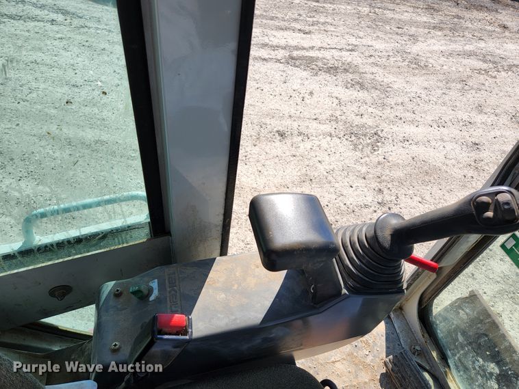 image for item JG9198 2013 Takeuchi TB138FR  mini excavator