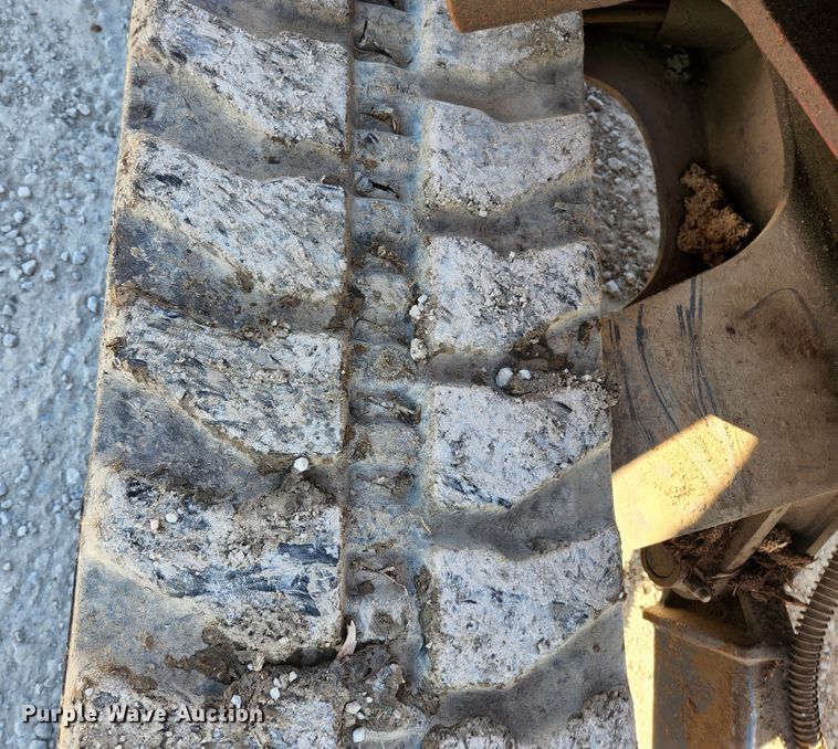 image for item JG9198 2013 Takeuchi TB138FR  mini excavator