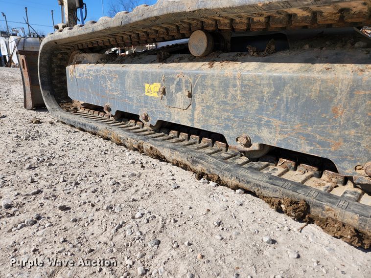 image for item JG9198 2013 Takeuchi TB138FR  mini excavator