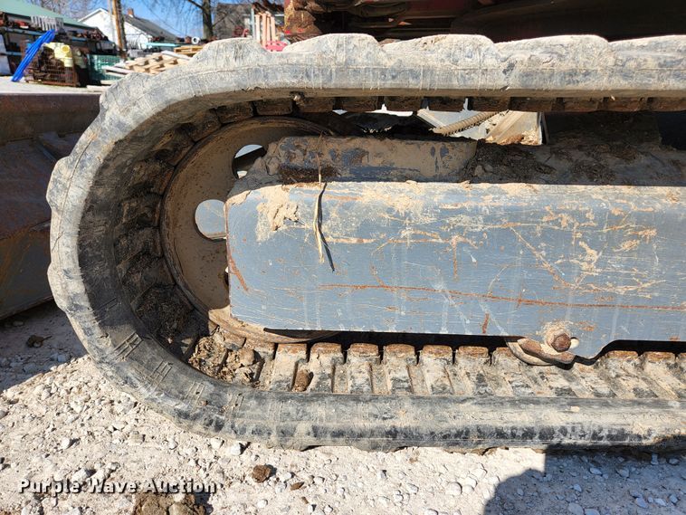 image for item JG9198 2013 Takeuchi TB138FR  mini excavator