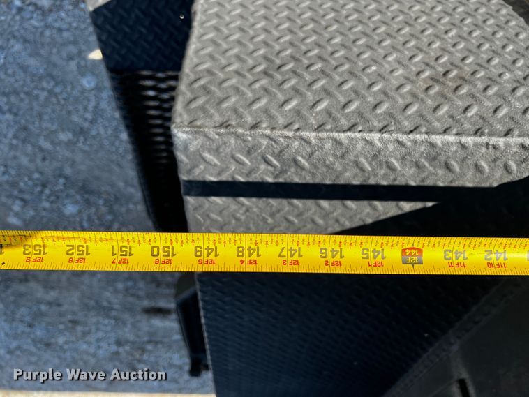 image for item JH9410 2007 GMC C7500  utility / service truck