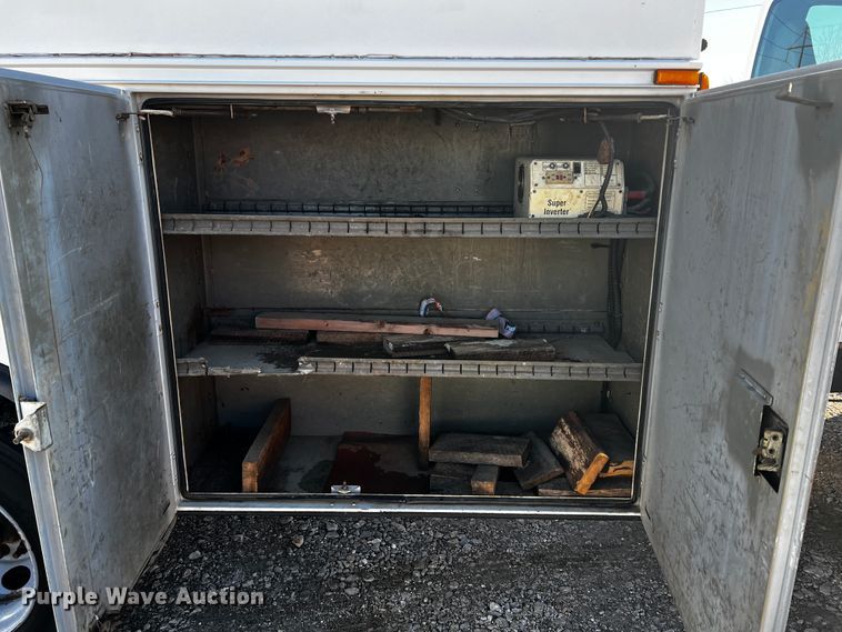 image for item JH9410 2007 GMC C7500  utility / service truck