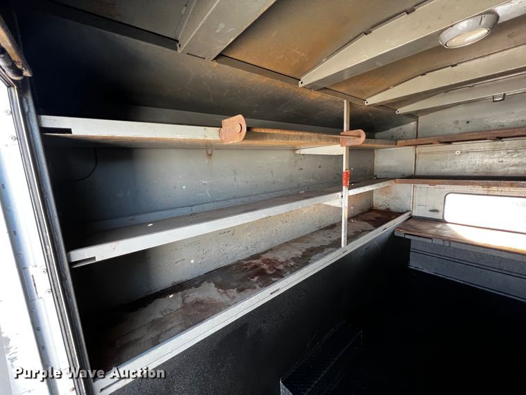 image for item JH9410 2007 GMC C7500  utility / service truck