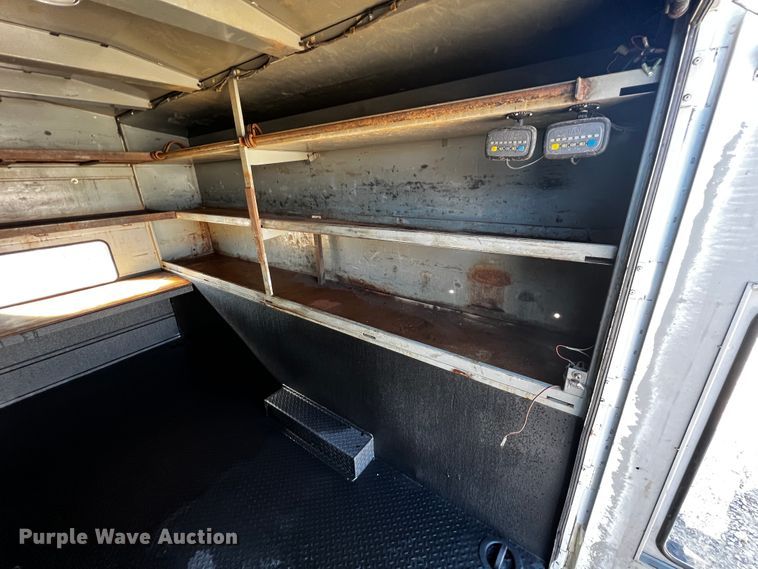 image for item JH9410 2007 GMC C7500  utility / service truck