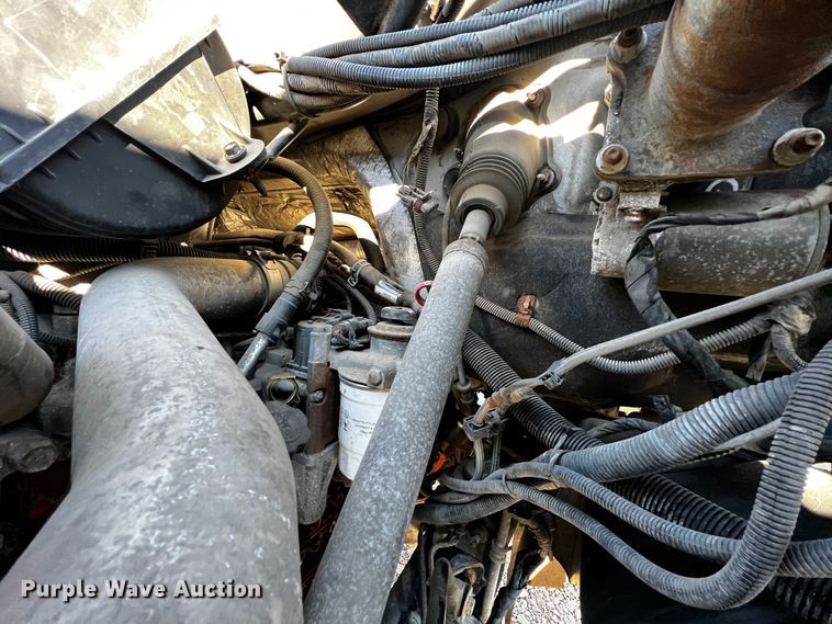 image for item JH9410 2007 GMC C7500  utility / service truck