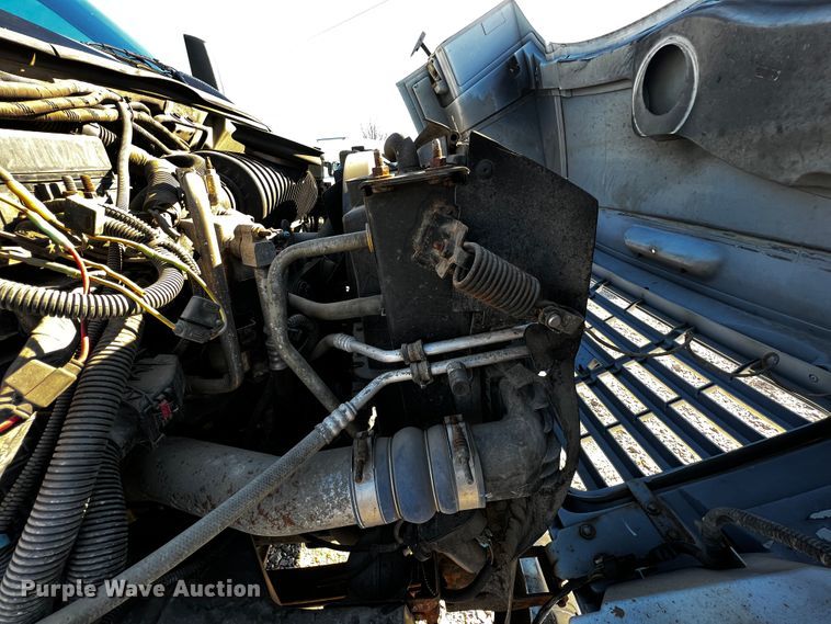 image for item JH9410 2007 GMC C7500  utility / service truck