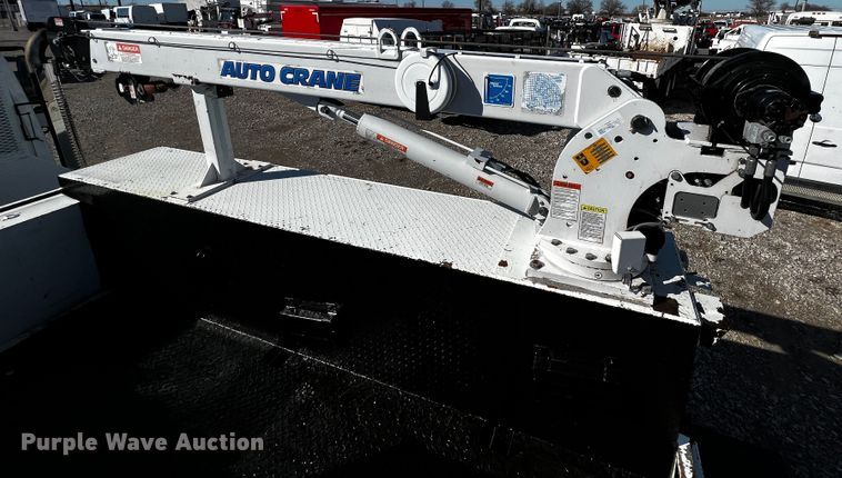 image for item JH9411 2010 International DuraStar 4400  utility / service truck