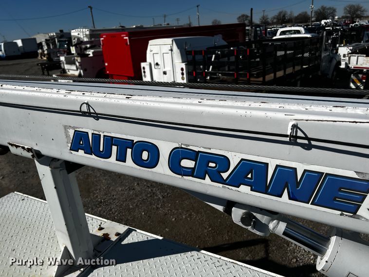 image for item JH9411 2010 International DuraStar 4400  utility / service truck