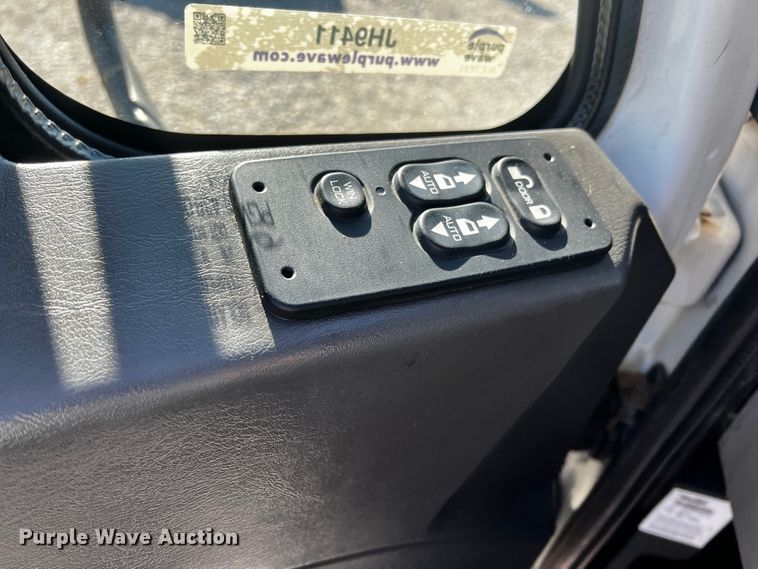 image for item JH9411 2010 International DuraStar 4400  utility / service truck