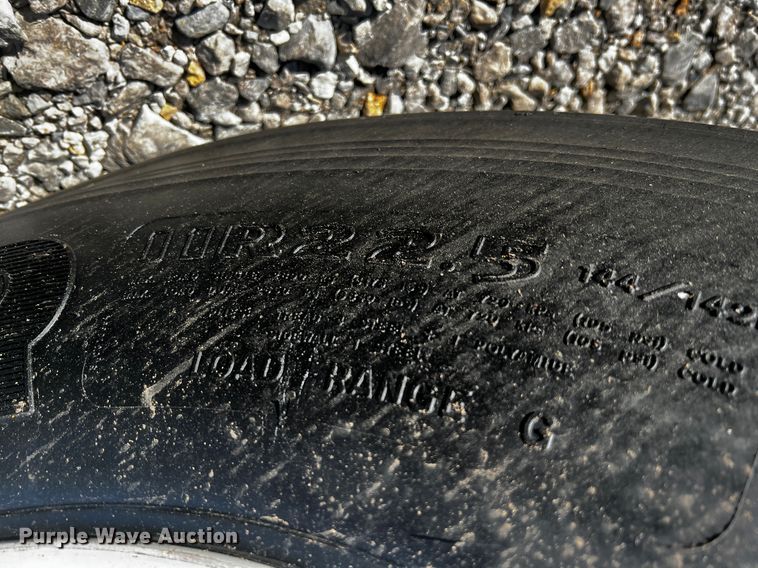 image for item JH9411 2010 International DuraStar 4400  utility / service truck