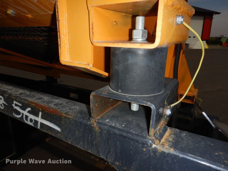 image for item JJ9298 Paladin Industrial  vibratory screen