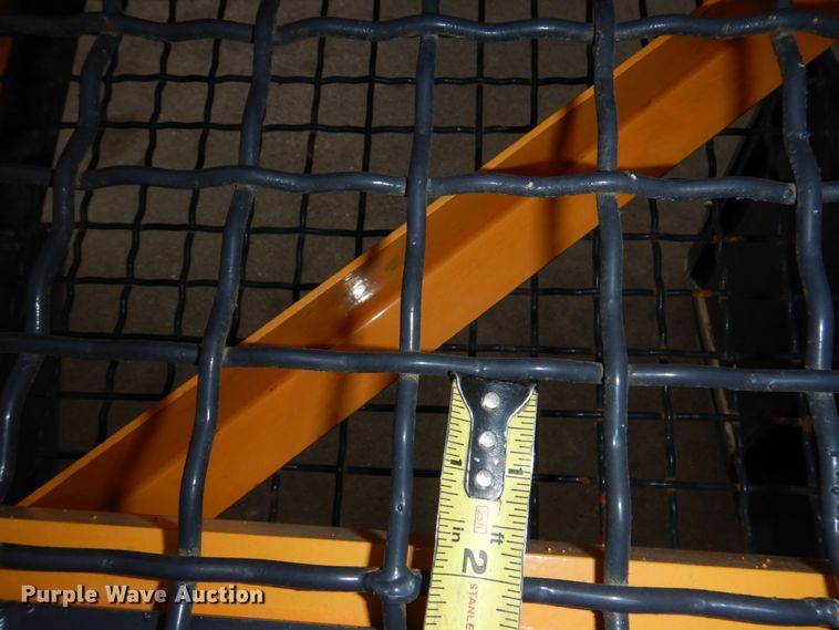 image for item JJ9298 Paladin Industrial  vibratory screen