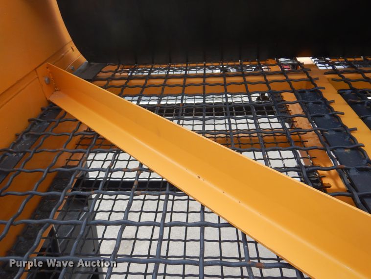 image for item JJ9298 Paladin Industrial  vibratory screen