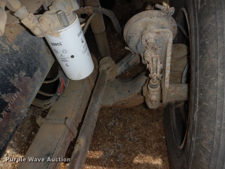 image for item JJ9305 2000 Freightliner FL80  dump truck