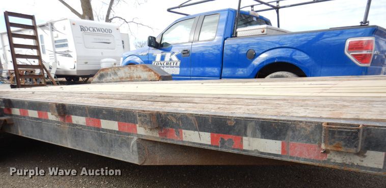 image for item JK9558 2011 H&H Trailers  equipment trailer