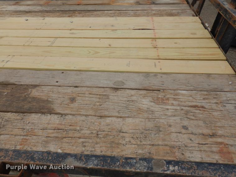 image for item JK9558 2011 H&H Trailers  equipment trailer