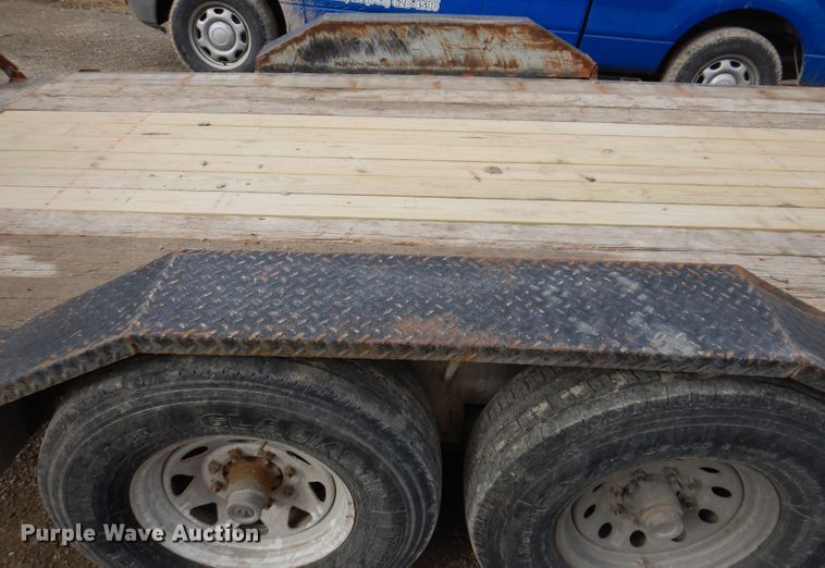 image for item JK9558 2011 H&H Trailers  equipment trailer