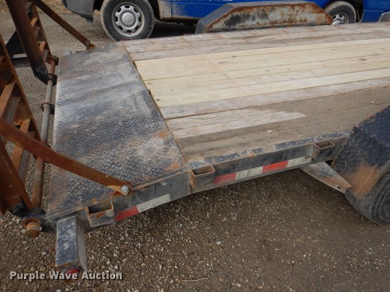 image for item JK9558 2011 H&H Trailers  equipment trailer